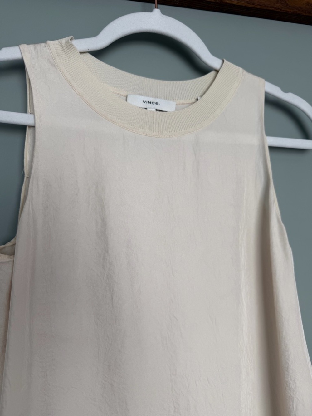 Vince Rib Trim High Neck Side Slit Beige Cream Sleeveless Shell Tank Top - Picture 4 of 13